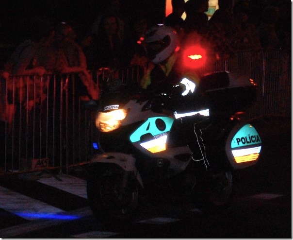 фото полицейского на мотоцикле