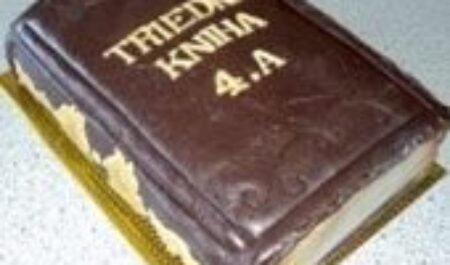 В словацких гимназиях крадут классные журналы!