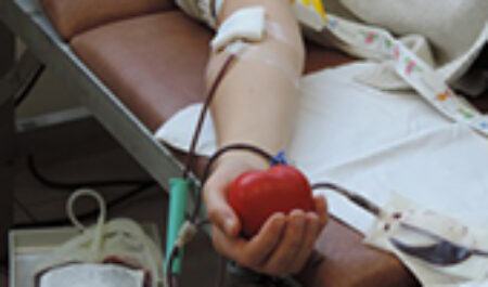 Приказ: сдать кровь!